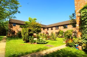 Sandringham Court - click for photo gallery